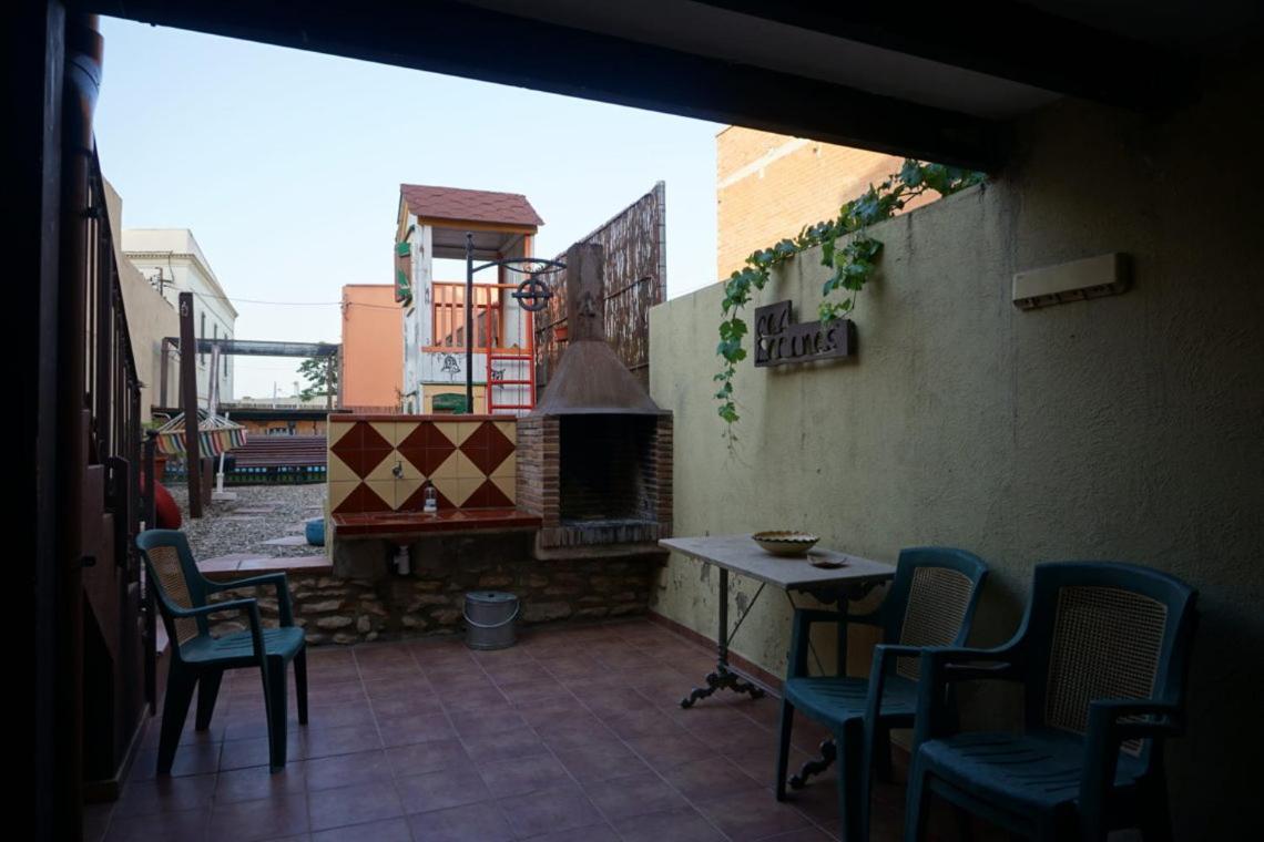 Casa Rural Cal Parines Vilabella Kültér fotó