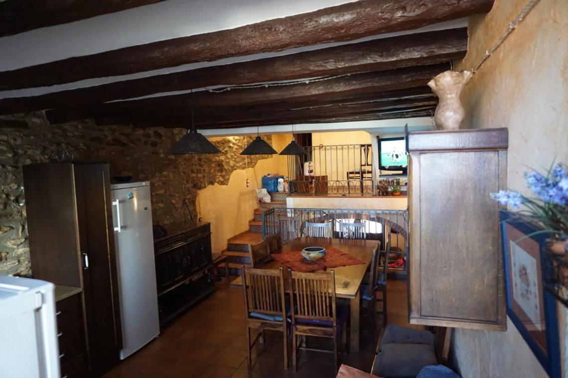 Casa Rural Cal Parines Vilabella Kültér fotó